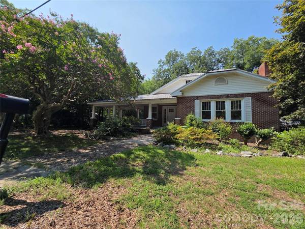 305 W 12th ST, Kannapolis, NC 28081