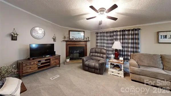 4634 Asbury Church RD, Lincolnton, NC 28092