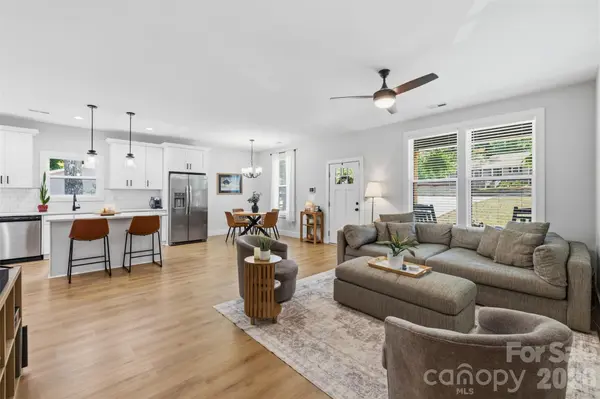216 Briar Creek RD, Gastonia, NC 28056