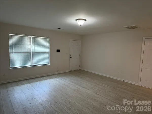 4820 Lynn Lee CIR, Charlotte, NC 28269