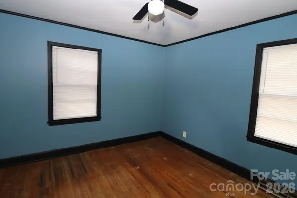 608 Westwood CIR, Gastonia, NC 28052
