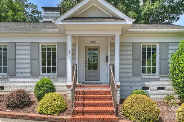 3942 Barclay Downs DR, Charlotte, NC 28209