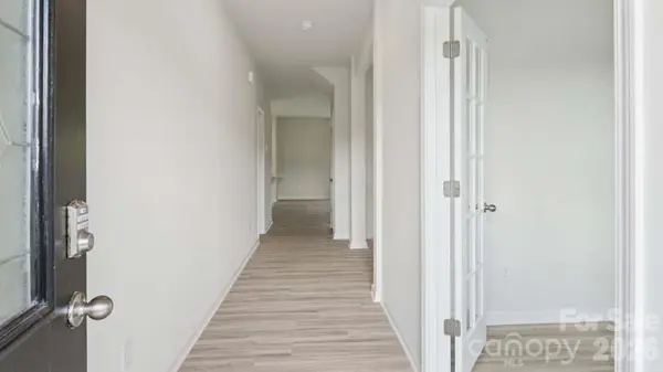83 Piney Woods RD, Fletcher, NC 28732