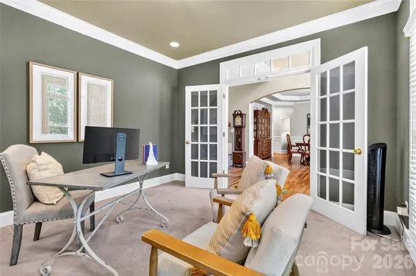 16511 Segars LN, Huntersville, NC 28078