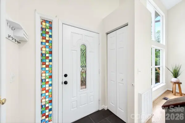 9 Nantahala ST, Asheville, NC 28801