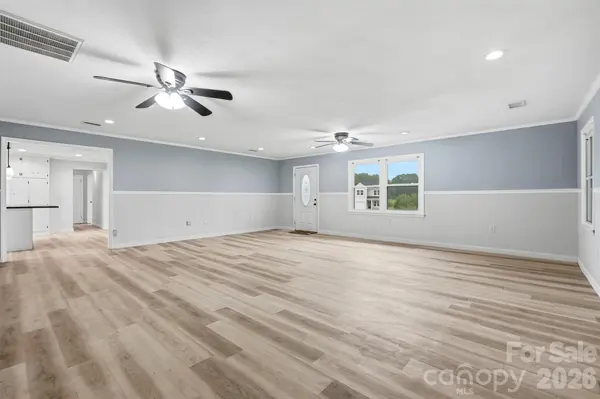 3881 Summerow RD, Maiden, NC 28650