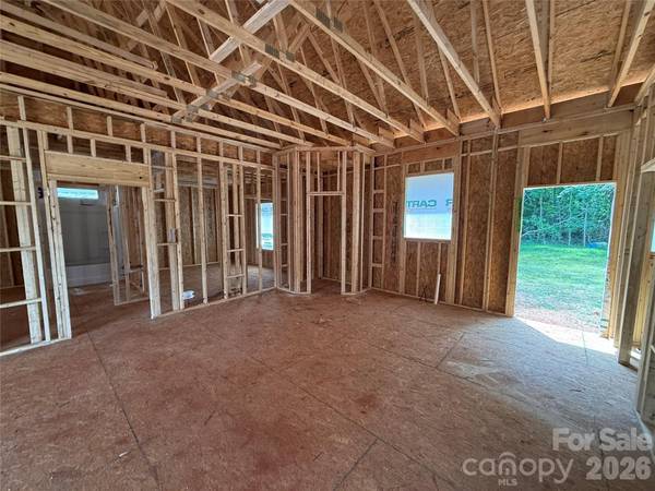 810 Mountain Crest DR, Kings Mountain, NC 28086