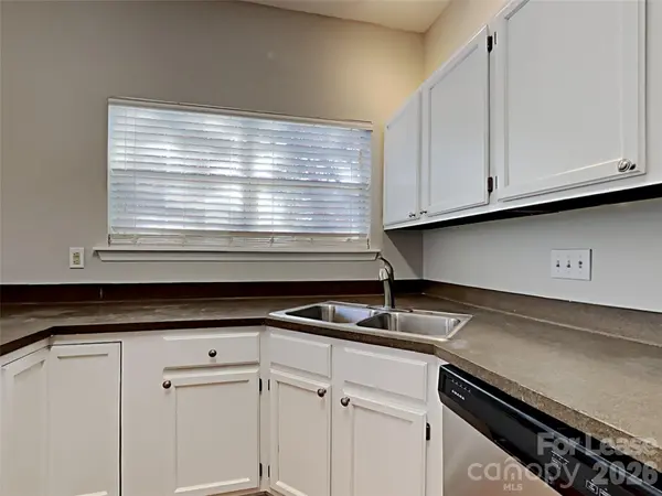 11118 Clayford RDG, Charlotte, NC 28215