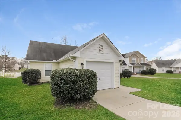 2117 Sebastiani DR, Charlotte, NC 28214