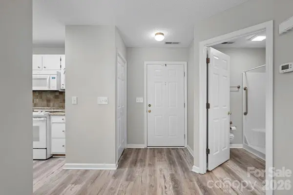 8700 Baraka PL #J, Waxhaw, NC 28173