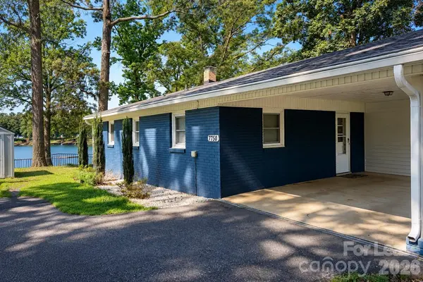 7750 Anglers WAY, Sherrills Ford, NC 28673