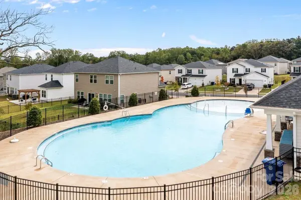 160 Shepherds Landing DR, Mooresville, NC 28115