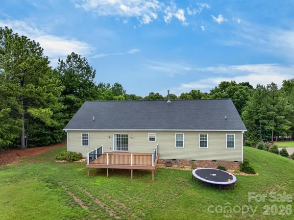 8 Waterford CT, Granite Falls, NC 28630
