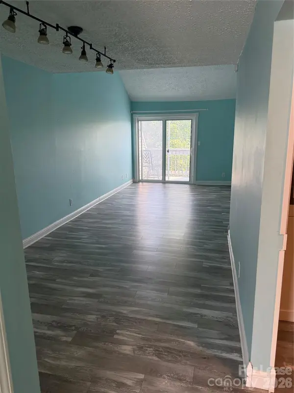 1050 21st AVE NW #66, Hickory, NC 28601
