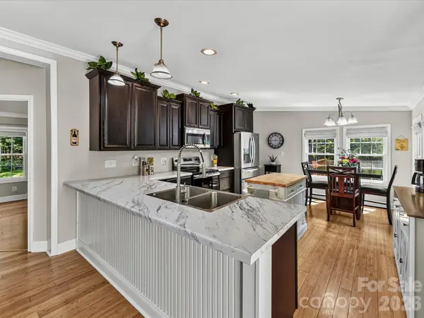 4486 Graybirch DR, Maiden, NC 28650