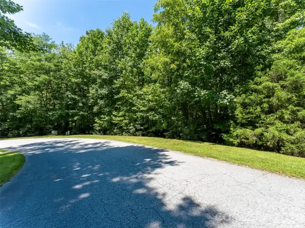 M11 Pine Mountain TRL, Brevard, NC 28712