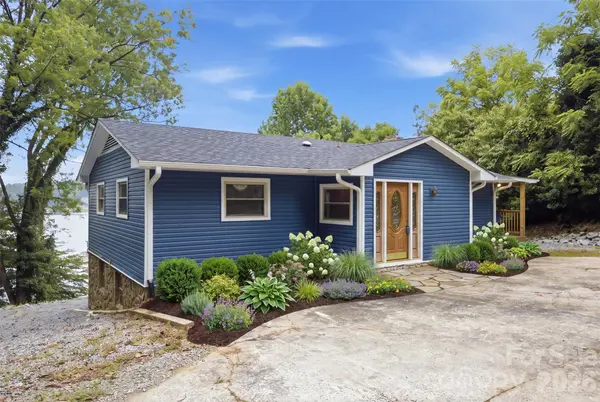 7016 Hyde ST, Sherrills Ford, NC 28673