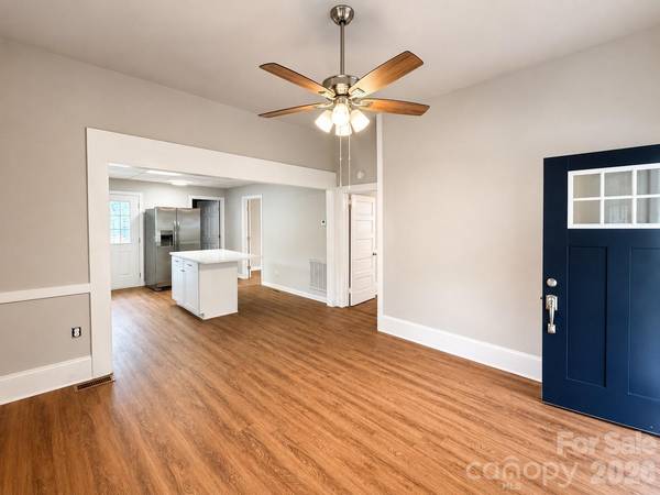 2449 Myrtle AVE, Gastonia, NC 28052
