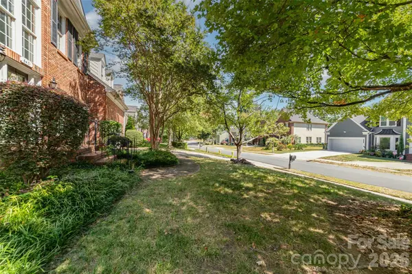 6401 Morningsong LN, Charlotte, NC 28269
