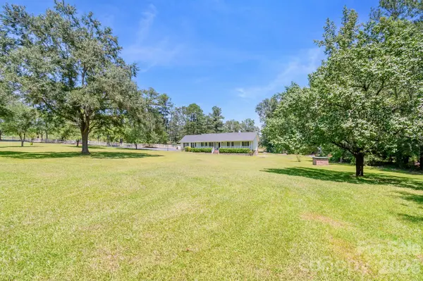 7655 Highway 341 HWY, Kershaw, SC 29067