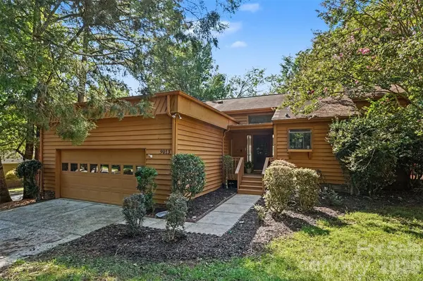 9013 St Croix LN, Charlotte, NC 28277