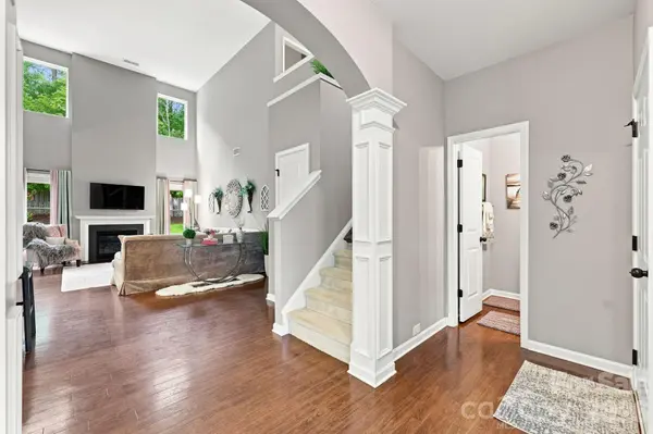 608 Augustus LN, Mount Holly, NC 28120