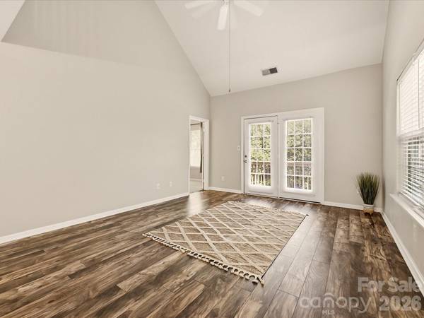8810 Scotch Heather WAY, Charlotte, NC 28277