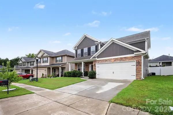 712 Robert Moses DR, Gastonia, NC 28056