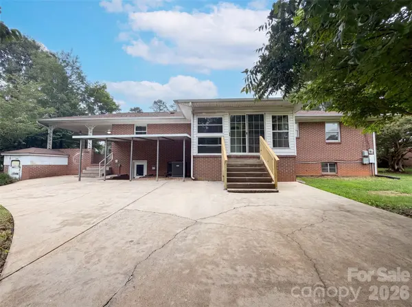 411 Roy Eaker RD, Cherryville, NC 28021