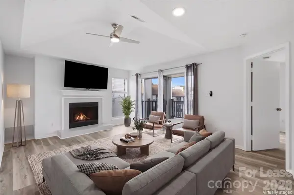 18865 Vineyard Point LN, Cornelius, NC 28031