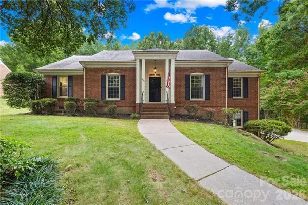 8028 Mattson PL, Charlotte, NC 28277