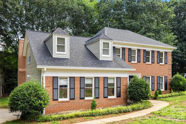 13110 Graymist DR, Charlotte, NC 28215