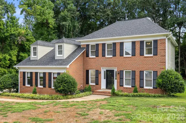 13110 Graymist DR, Charlotte, NC 28215