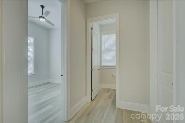 82105 Standing Oak DR, Charlotte, NC 28278