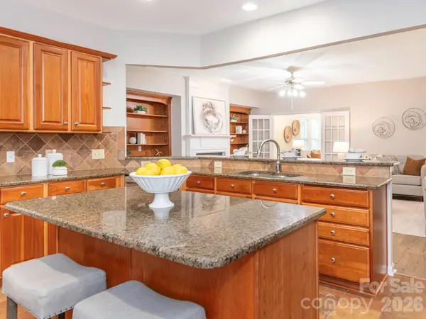 49108 Gladiolus ST, Fort Mill, SC 29707