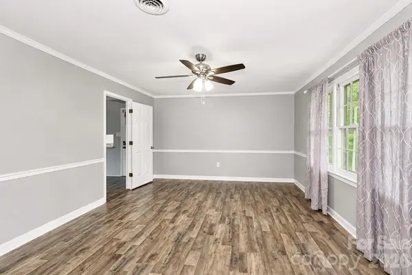 535 N Carolina AVE, Statesville, NC 28677