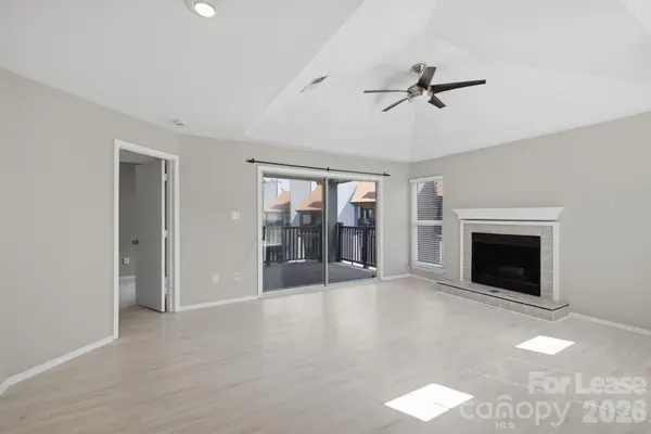 18841 Vineyard Point LN, Cornelius, NC 28031