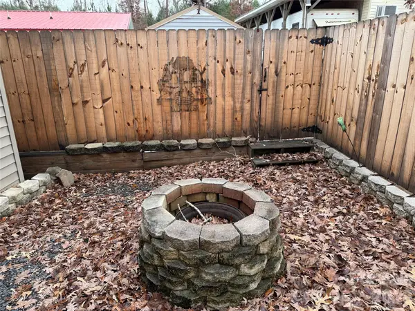 116 Muskhogean WAY #D74, Mount Gilead, NC 27306