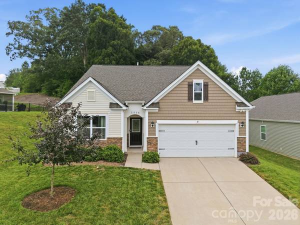 3938 Village BLVD NW, Conover, NC 28613