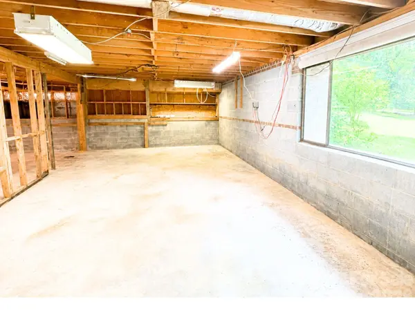 101 Sherry DR, Stanley, NC 28164