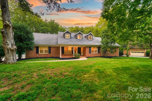 4421 Montibello DR, Charlotte, NC 28226