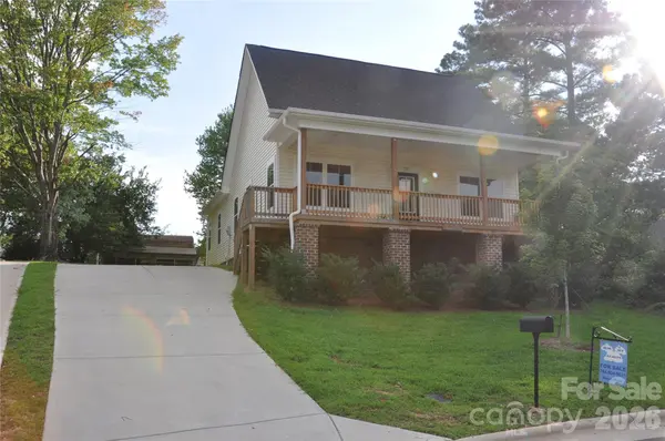 331 nesbit AVE, Mooresville, NC 28115