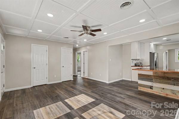 810 S Bostian ST, China Grove, NC 28023