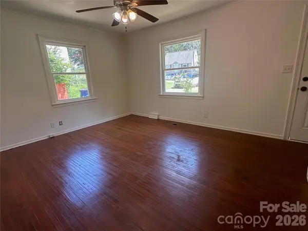 1005 William DR, Winston Salem, NC 27127