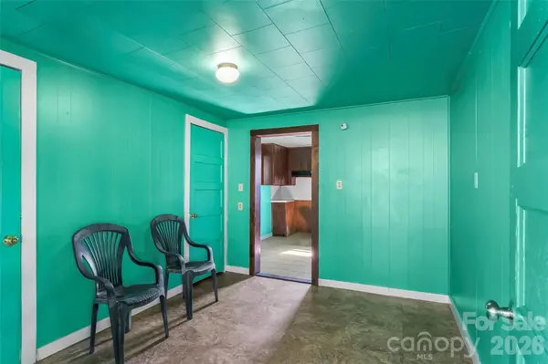 4576 St Pauls Church RD, Morganton, NC 28655