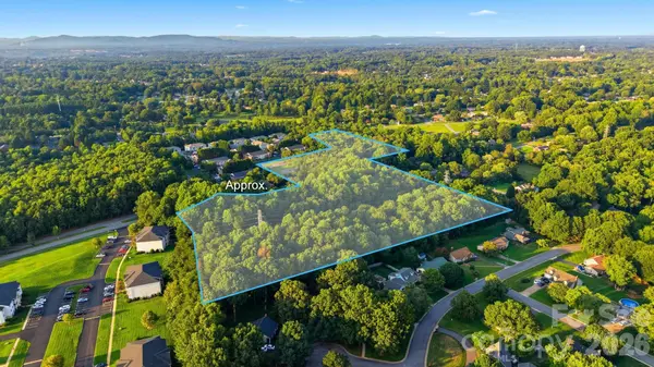 1880 20th Avenue DR NE, Hickory, NC 28601