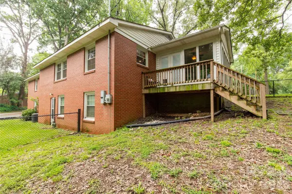 938 Forest DR, Lancaster, SC 29720