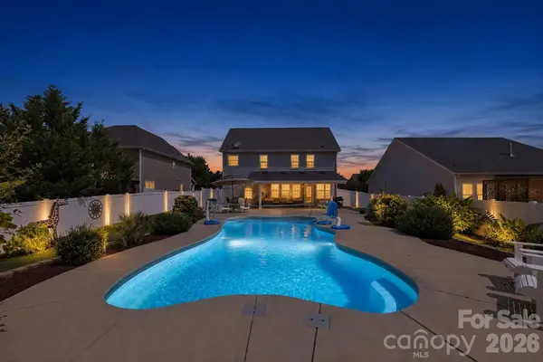 1235 Horsesugar RD, Clover, SC 29710