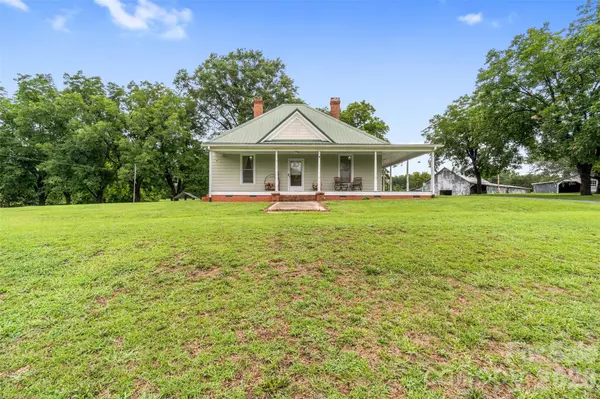 2416 Nc 109 HWY S, Wadesboro, NC 28170