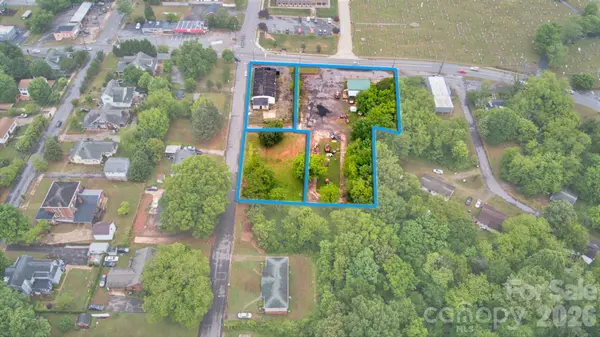 225 E D ST, Newton, NC 28658